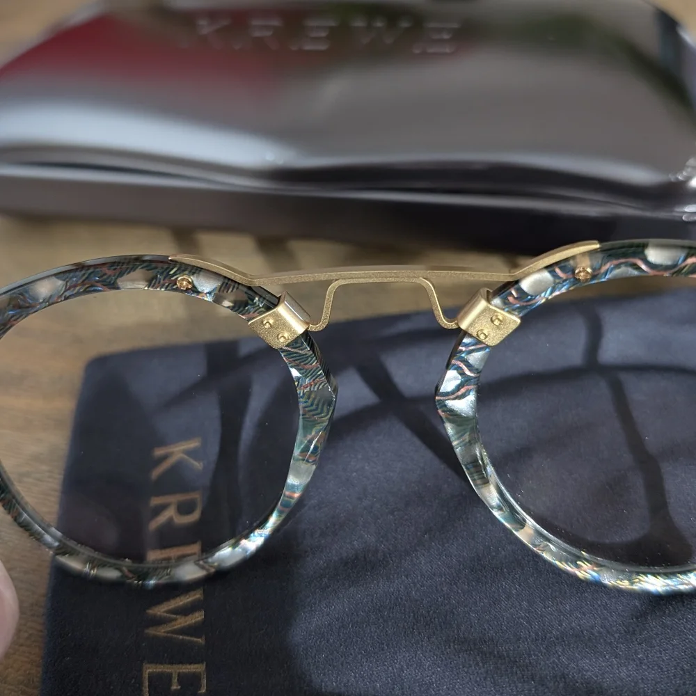 NWB Krewe St. Louis Optical Como + Crystal 18K